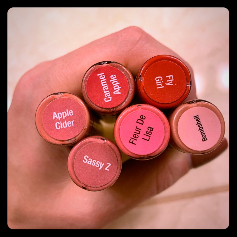 Lipsense lipsticks